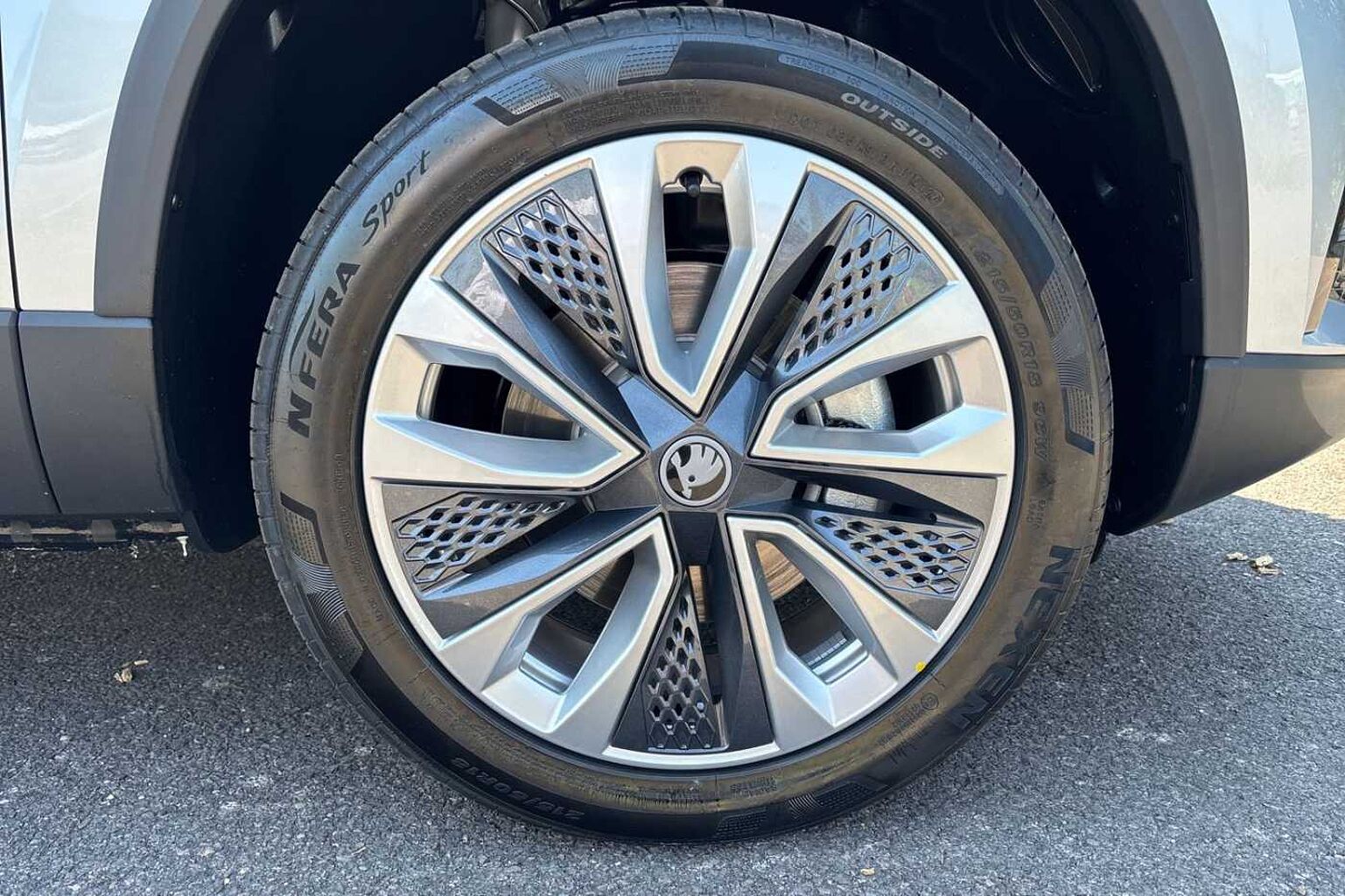 SKODA Karoq 1.5 TSI SE L Edition 5dr DSG