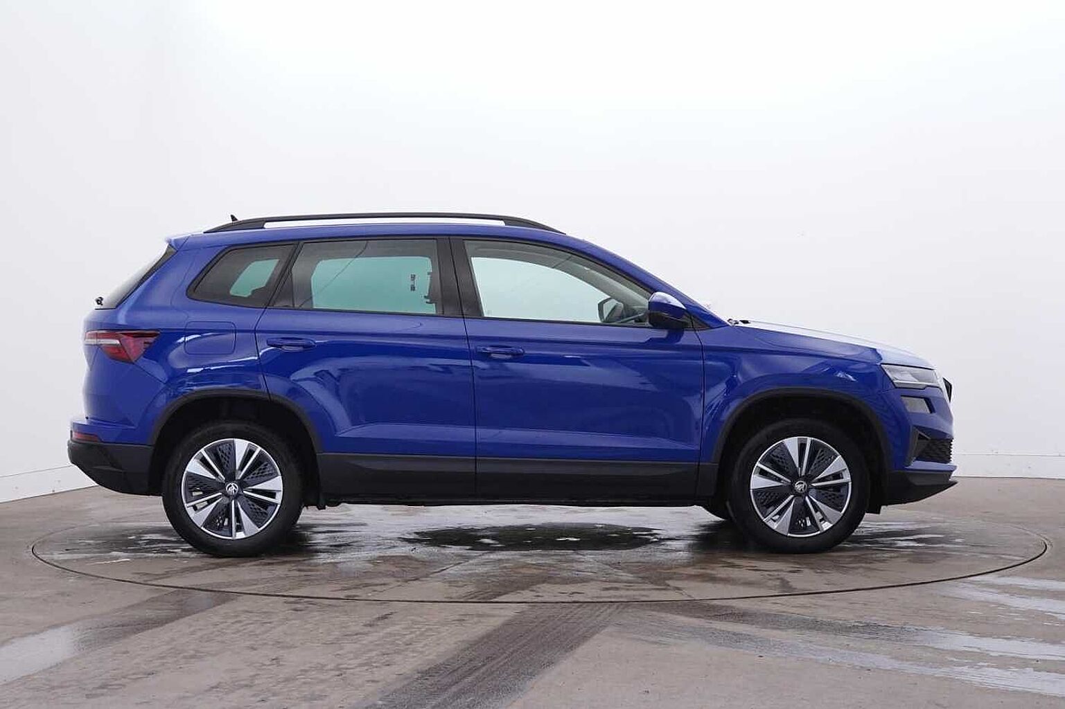 SKODA Karoq 1.5 TSI SE Drive 5dr