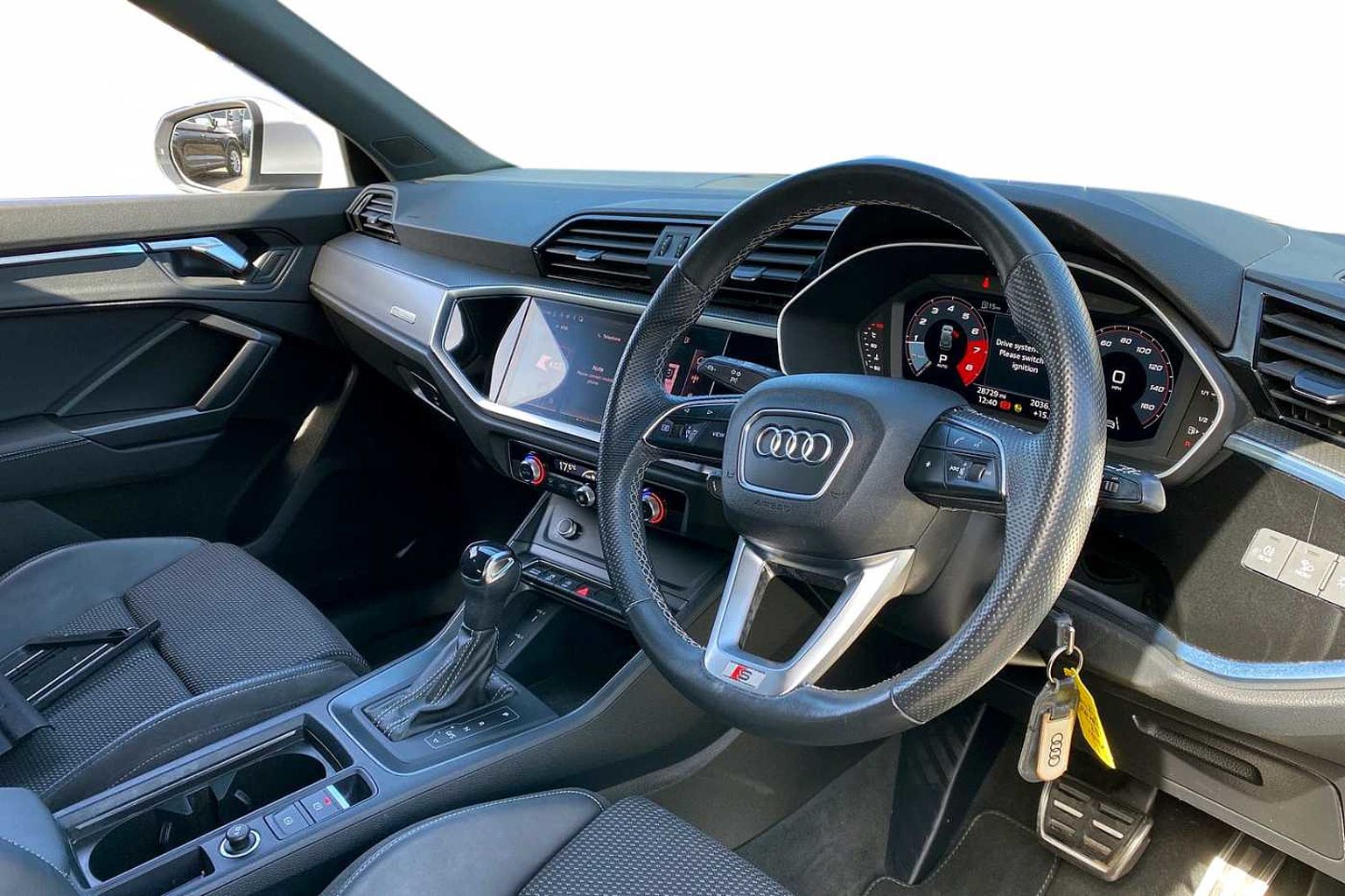Audi Q3 1.5 35 TFSI (150ps) S Line S Tronic