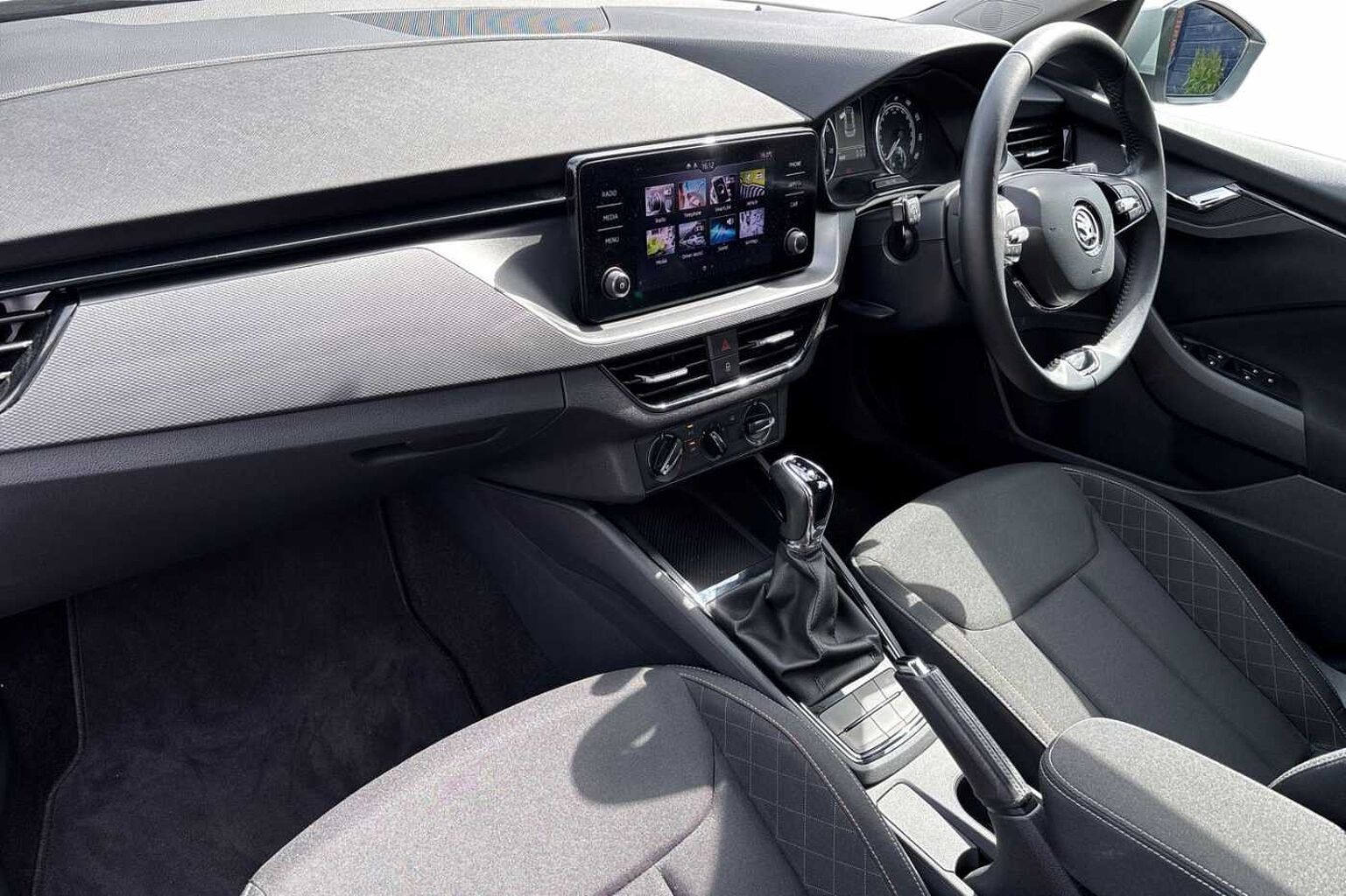 SKODA Kamiq 1.5 TSI (150ps) SE DSG SUV