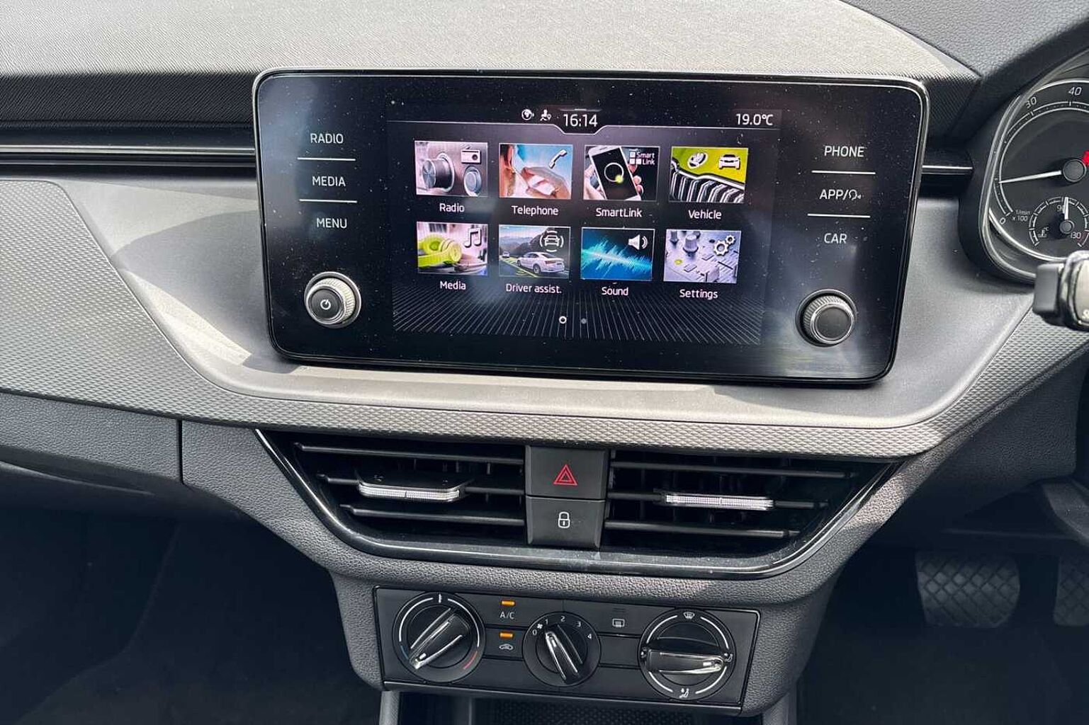 SKODA Kamiq 1.5 TSI (150ps) SE DSG SUV